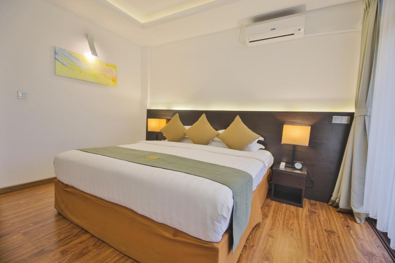 Plumeria Maldives Thinadhoo  Esterno foto