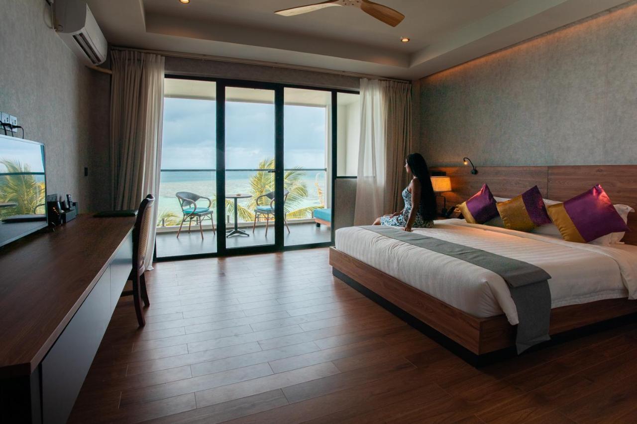 Plumeria Maldives Thinadhoo  Esterno foto